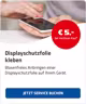 Weiße Welle unten, oben eine Hand, die ein Smartphone hält während die andere Hand das Display mit einem weißen Tuch säubert